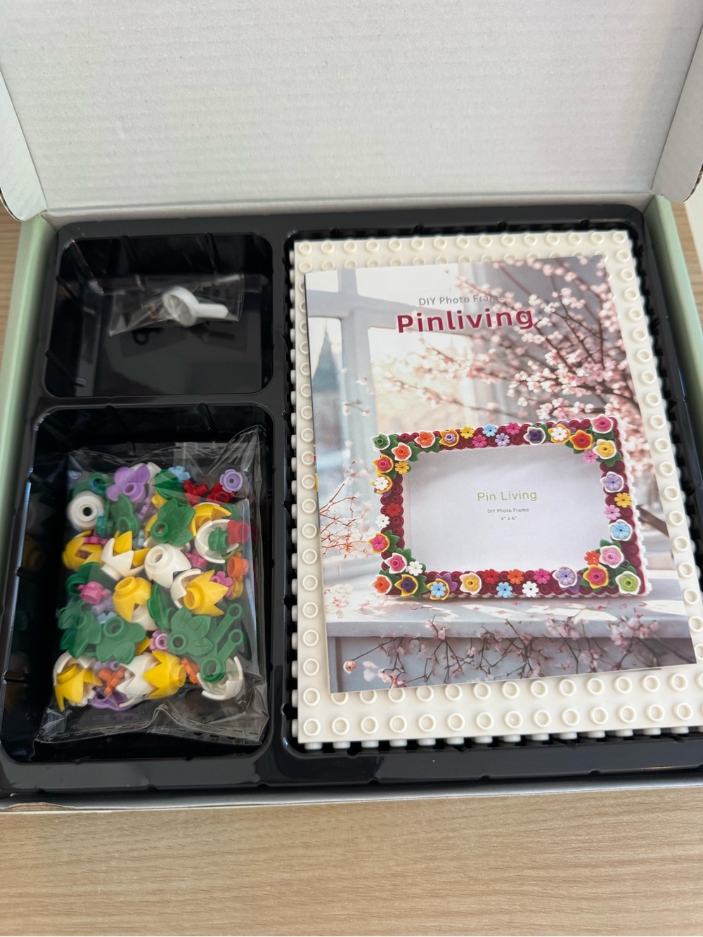 PinLiving DIY Photo Frame Kit - Floral Pin Art